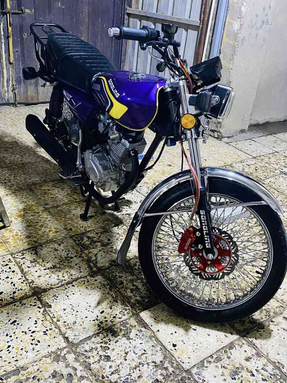 سلام عليكم
إيراني 4 كير موديل 2026 الدراجه بعدهي جديده ممشتغله شي قليل 
السعر 700
الرقم:***********
