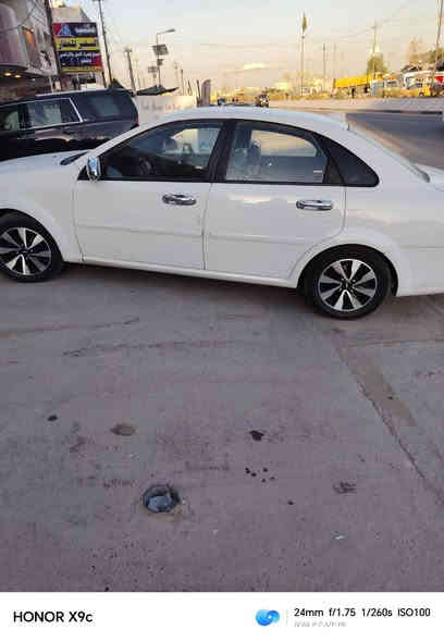 السلام عليكم اخوان عندي اوبتره للبيع ٢٠١١ رقم واسط بأسمي سيارة   بيه سعره ٨٠ ورقه ***********
