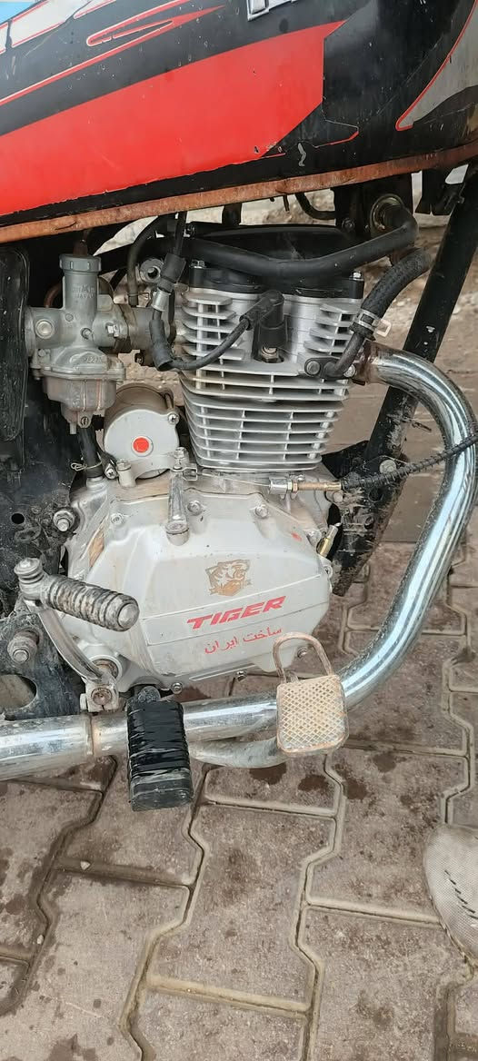 السلام عليكم موطور خمسه كير للبيع موديل 2020 محرك معمر جديد تيرات جديد كهربائيّة كله شقاله عيزو ترتيبات اشويه السعر اتصل او تدلل *********** مكان ناحيه الزاب
