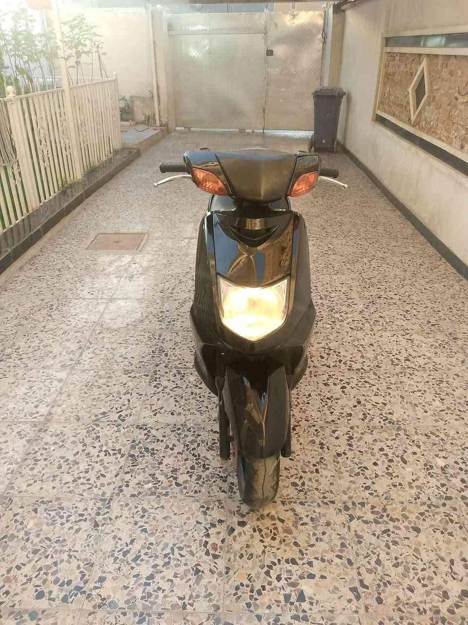 سلام عليكم دراجه سكنس ياباني جديده سلف هندر نكره كفر تايوان محرك اخرس مينسمع اوراق موجوده ستاند حساس 110 كل نقص مابيه كامل سعر 600 بيه مجال 
مدينه الصدر قرب الورفلي رقم الهاتف واتساب اتصل اي وقت ‏‪***********‬‏
