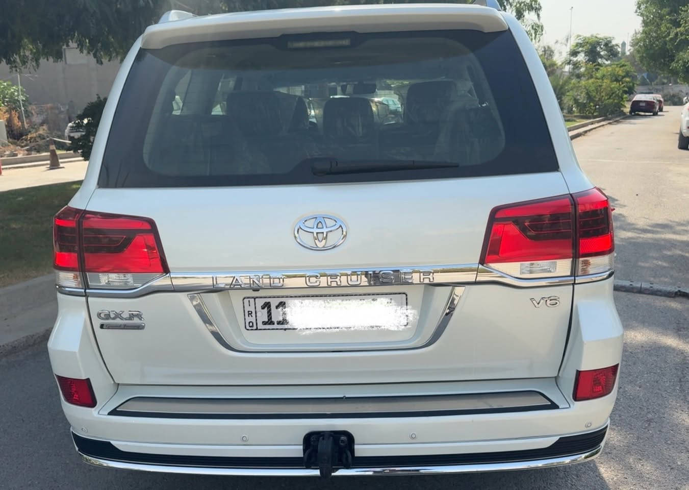 مرحبا اخوان لاندكروز موديل ٢٠٢١ رقم بغداد ماشية 95 الف قابل للزيادة رقم بغداد الدولي هزة جديدة كفاله عامة عدى طلقة بل بنيد مانافذه مسويه وممبينه سيارة ب اسمي رجئا اقرة المنشور وشوف السونر واتصل للستفسار عن السعر المراسلة على رقم الهاتف *********** واتسب موجود
