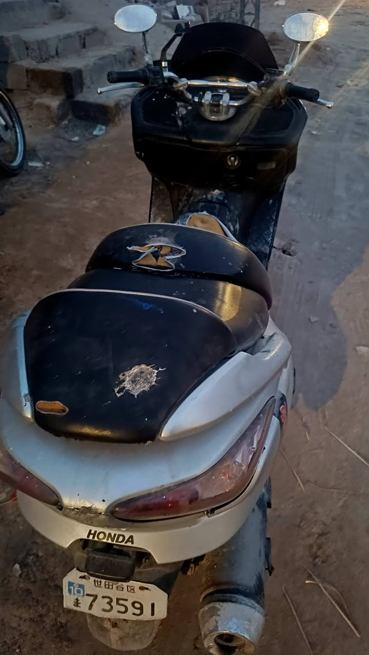 السلام عليكم فورزا 08 للبيع كوم حديد تفاصيل أكثر رقمي ***********
