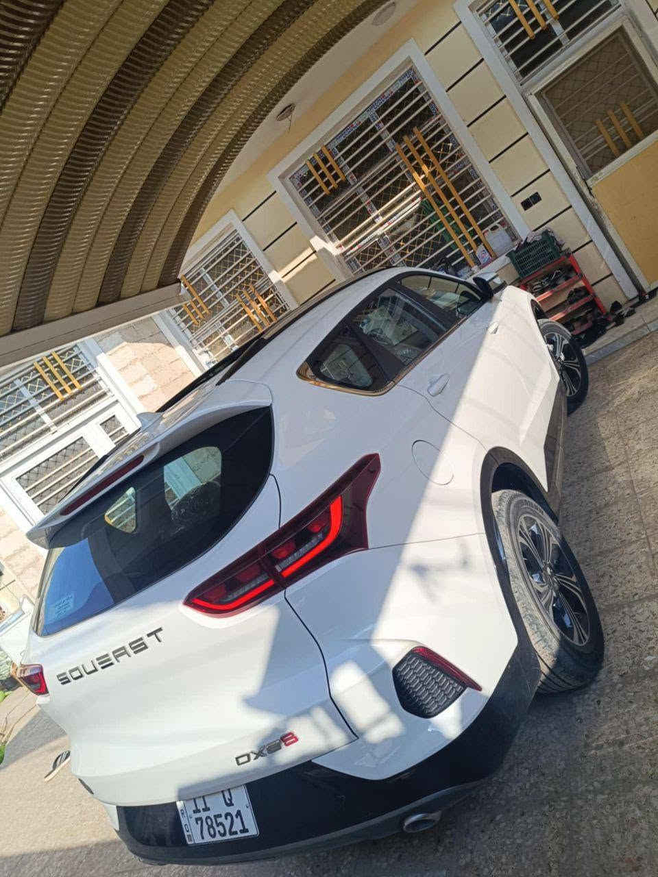 السلام عليكم ساوسيت DX8 plus 2024  1/1  ماشيه 30000 فقط رقم بغداد
مكفولة كفاله عامه محرك 1500 توربو 1/1 فول 

السياره نفس الجيتور مواصفاتها وكلشي بيها من جيتور 

فول مواصفات 1/1 plus شاشه كبيره كامره خلفيه دواره بونراما سايد بريك دكمه اوتو هولد كشنات جلد شاشه دجتل لد خلفي امامي 7 راكب وبيه مواصفات بعد 

السعر 155 وبيه مجال 
للاستفسار 
مكاني بابل الحله
رقم الهاتف /***********
