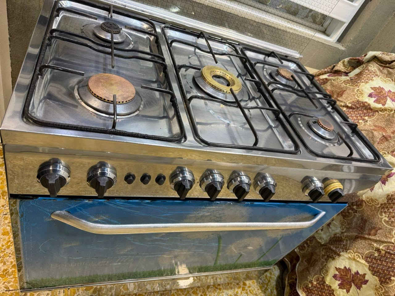 طباخ فريش مصري درجة اولى نضيف عالفحص 250 الف وبي مجال


**إذا كنت صاحب هذا الإعلان وتريد حذفه لأي سبب، رجاءا أرسل رسالة إلى الدعم الفني**