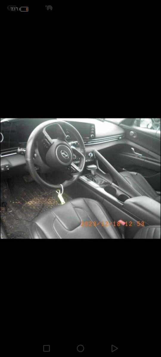 اليوم جمعه والصلاة والسلام على رسول الله اللهم صل وسلم وبارك على محمد وال محمد
النترا مودبل 2022

امريكي 

محرك 1.6تيربو وسياره مفوله وهايبرد 
حادثها بنيد وباب عكس سايق

والجاملغلات الاثنين كلير

السعر 137 وبيها مجال 

للاستفسار على هذا رقمي ***********
