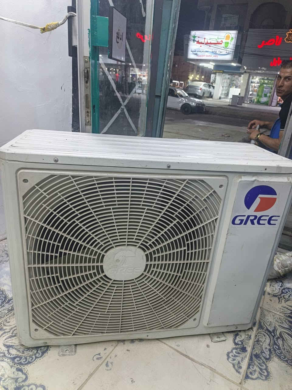 سلام عليكم عندي سبلت كري 2 طن بدون بواري سبلت نضيف كلش وشغال  السعر, 450 وبي مجال  مكاني بغداد العبيدي استفسار خاص او *********** اتصال + واتساب
