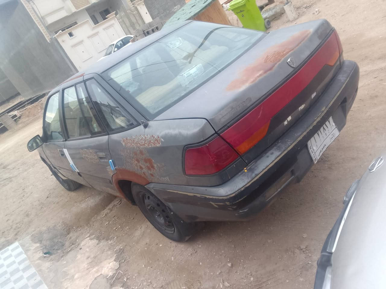 سلام عليكم 
اسبرو٩٦للبيع 
مكينه ١٨٠٠مفتوح مومسكر كير عادي 
طخم تاير  بطاريه جديده صدر امامي خلفي جديد مدوشمه جديد 
سياره بيه جراد رقم انبار باسمي سياره مابيه نقص 
٢٥وبيه مجال مكانه الفلوجه
***********
