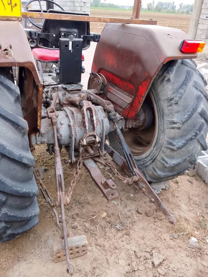 سلام عليكم للبيع مكينة فوركسن حجم 275 رقم وسنويه بعده شركة رقم الهاتف ***********
