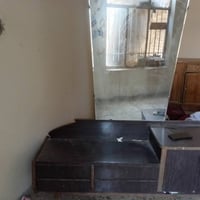 ميز وبنكه للبيع مستعجل للاستفسار الاتصال على الرقم 07767692609