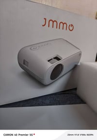 داتا شو فولHD بدقة عالية جداً ((جديد))  مع كامل ملحقاته كما موضح بالصو...