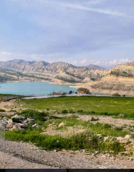 نتوكل ع الله 
 يوم الاربعاء المصادف 12/31راس السنه سفره الى
ايلام تبعد عن. الحدود ساعه. السكن  ثلاث ليالي  في فندق خلاش او زاكروس 
اليوم الاول تجمع والانطلاق إلى الحدود  ❤️❤️❤️
الوصول إلى الفندق وتسليم الغرف 
اليوم الثاني وجبه افطار فاخره مقدمه من الشركه  مجاني ❤️❤️❤️❤️❤️التوجه إلى مناطق جميله والجبال الخلابه  وقضاء وقت جميل  في جمال الطبيعه 
اليوم الثالث  
سياحه إلى بحيره وركوب الزوارق والتمتع بالمناظر الجميله ❤️❤️❤️❤️ 
اليوم الرابع تناول افطار  وتوجه إلى الحدود
بابل القاسم غفار الحسيني ***********
