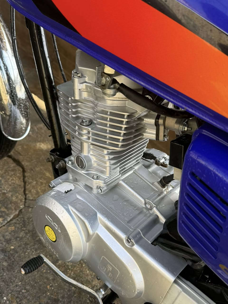 سلام عليكم نامه 2025 البيع دراجه جديده الوكيل ماله ابو سكينه إلي بكربلاء العنوان بابل المسيب تفاصيل دك على رقم (***********)السعر 650 وبيه مجال قليل
