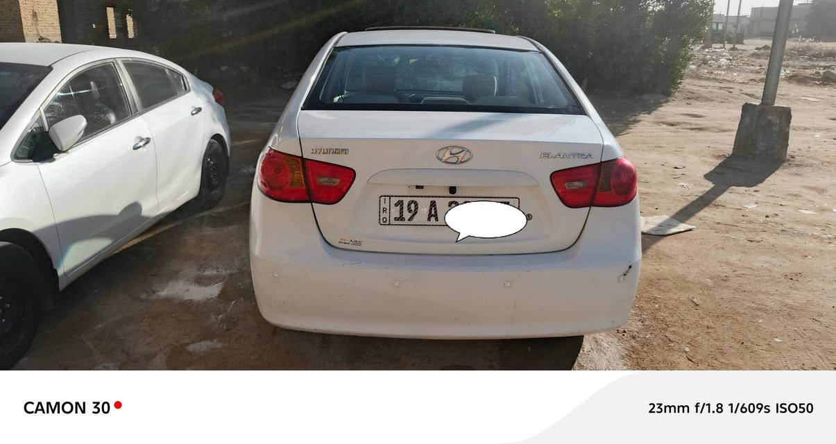 السلام عليكم هونداي النترة للبيع موديل 2009خليجي
سيارة جميع المواصفات،فتحه بل قمارة تحكم ستيرن الضرر بجم الكدام ماواصل للشاصي وصبغ عام الرقم جديد كربلاء محرك 2000
السعر ٨٥ بيه مجال اتصال بل رقم  ‏‪***********‬‏
