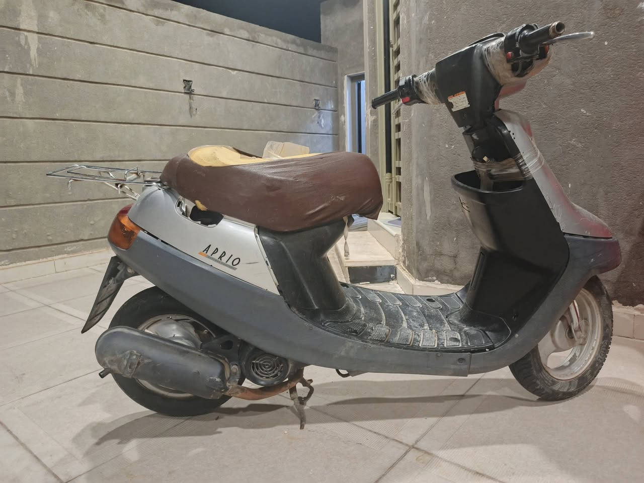 دراجه بتره خطين للبيع دراجه كايمه كايمه او الباقي كله شغال سلف وكهربايات او سعر مناسب رقمي وتساب فقط ***********
