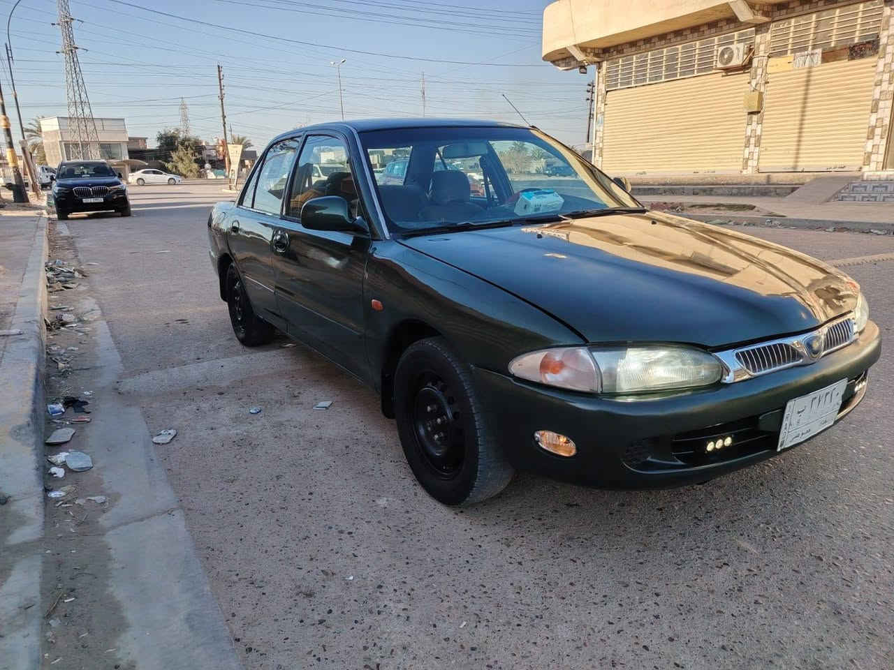 السلام عليكم 
بيع او مراوس 
السعر ٤٢
ابروتون موديل ٢٠٠٢ 
أخضر زيتوني 
مصبوغه عام صبغ جديد 
بيهه طخه يم الايت 
محرك جديد 
كير جديد 
صدر جديد 
منظومة ماء جديده من رديتر وبنكات 
كابريتر جديده 
تايرات نص عمر 
لايتات منضومه زنون عالي ناصي 
تبريد منضومه ماكله فقط الراديتر بيه زرف يلحم وتشحن غاز 
داخله هزه جديده قبل شهرين 
سنويه لل ٢٠٢٩ تحويل مباشر 
مكاني بغداد ابوغريب واي استفسار هذا رقمي 
***********
*********** بغداد, العراق
