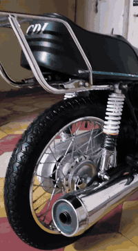 السلام عليكم متاح دراجه للبيع مستعجل علا بيعته الدراجه شلامجه اصلي بلاد 2022 بس المكين 2024 اوراق جاهزه مكاني سوق الشيوخ رقمي 👈***********
