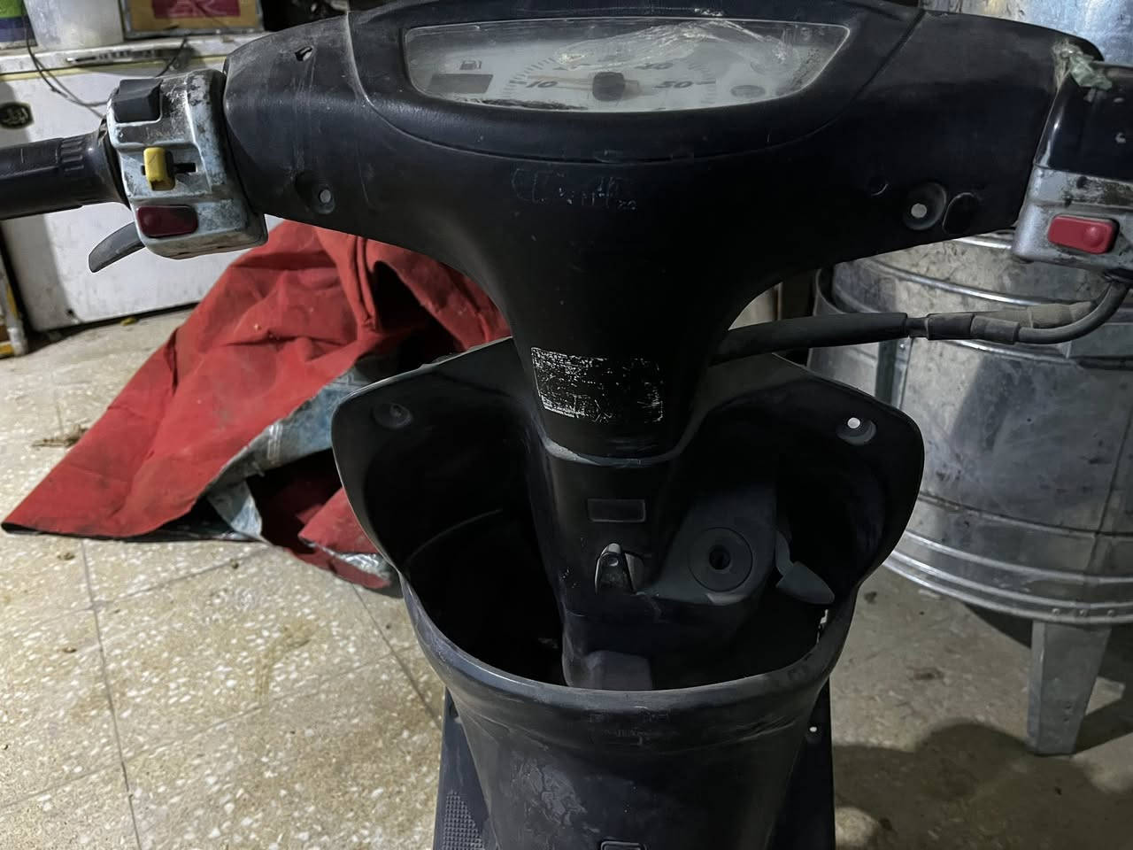 دراجه للبيع نظيفه بس مابيها كفرات كدام عينك طفت عندي ومااخذتها للمصلح ومااعرفلها ف اريد أبيعها كوم حديد بسعر مناسب
مكاني ناصريه سوق الشيوخ


**إذا كنت صاحب هذا الإعلان وتريد حذفه لأي سبب، رجاءا أرسل رسالة إلى الدعم الفني**