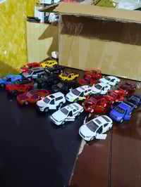 اسلام عليكم. 20 قطعه سيارة حديد بالكامل   صوت تشغيل باب ينفتح انواع ال...