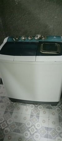 غسالة شغالة • حجم وسط • سعر خاص