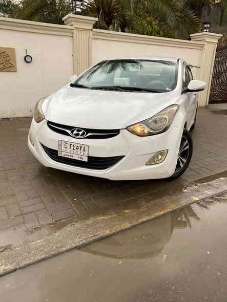 السلام عليكم
النترة خليجي ليبل واحد  2012 خصوصي رقم الماني 
مكينة 1800
تدفئة +تبريد 
صدر امامي خلفي 
تخم تاير 
ويل كب 
شاشة تحكم ستيرن 
سيارة جاهزة 
ضررها صبغ باب السائق وجاملغ 
 شبرين بالدوسة صبغ 
عنوان بغداد الشعب 
***********
