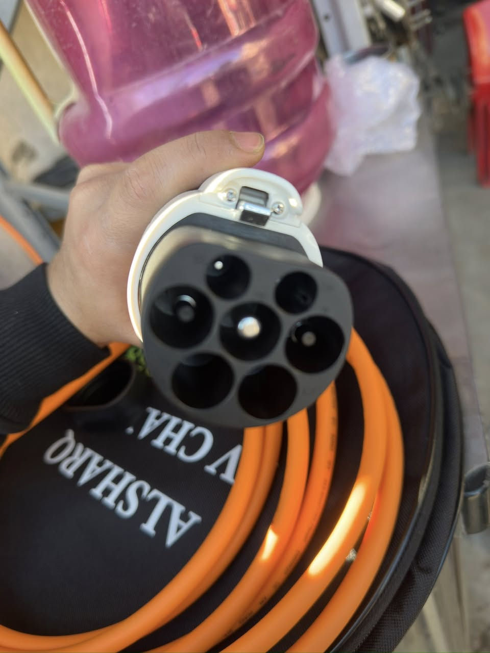 � الشاحنات الأمريكية 🇺🇸 والصينية 🇨🇳
قوة تتحمّل، أداء يعتمد عليه، وخيارات تناسب كل شغل 👌

من الجبال للطرق الطويلة، ومن الحمولة الثقيلة للاستخدام اليومي

عدنا الشاحنة اللي توقف وياك بكل مشوار 💪

اختَر القوة… اختَر الاعتماد

***********
