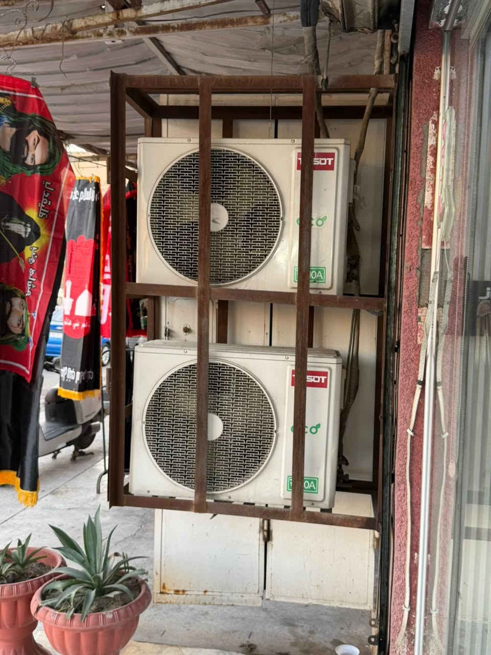 سبلت توسوت 2طن 
غاز 410
الراديت اصفر 
نضافة السبالت 90%
عدد السبالت 2 
السعر مليون ومية الف وبي مجال بسيط

+964 774 668 4783


**إذا كنت صاحب هذا الإعلان وتريد حذفه لأي سبب، رجاءا أرسل رسالة إلى الدعم الفني**