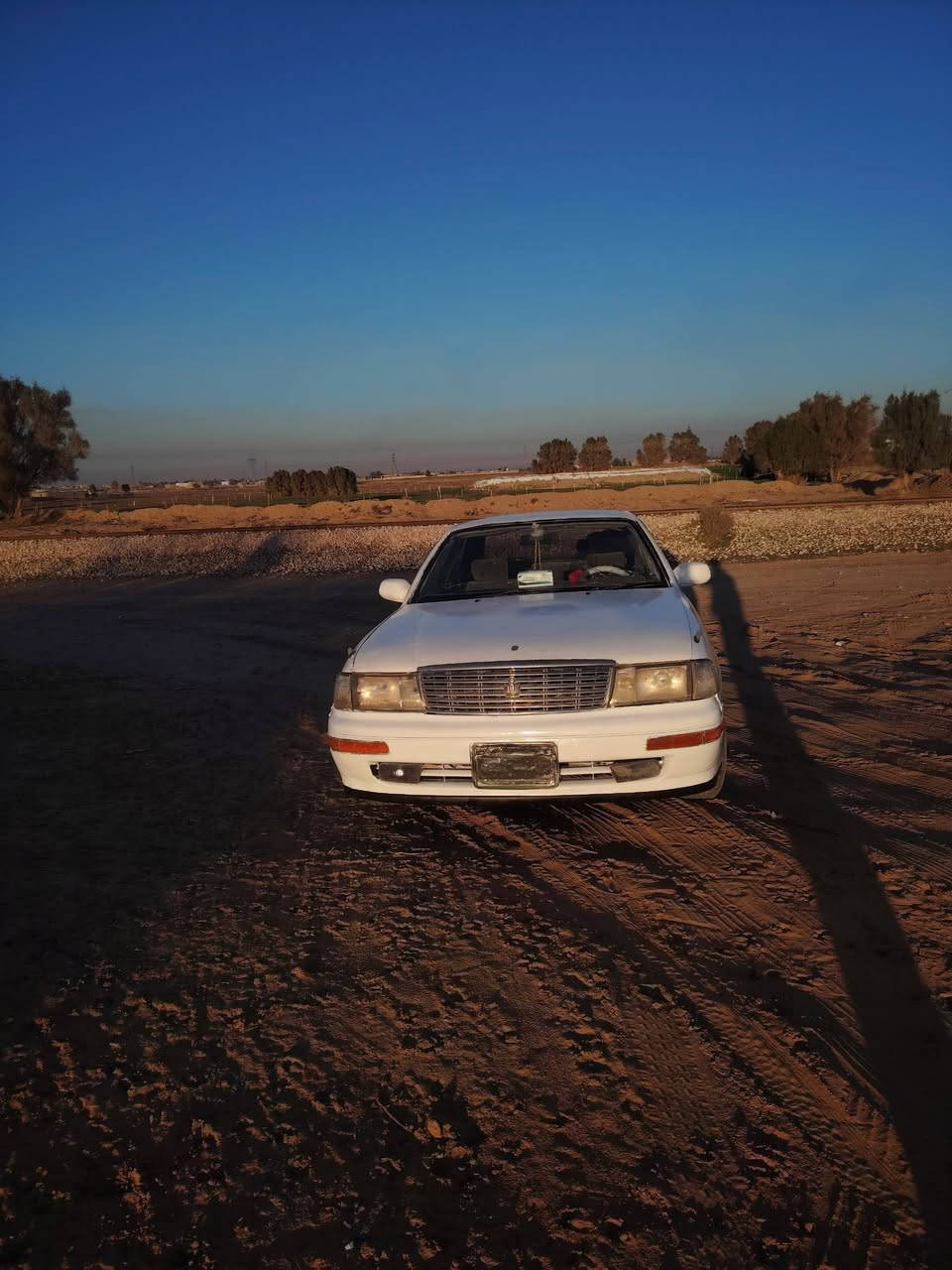 سلام عليكم بطه كص كص كص للبيع السعر 18 وبيها مجال قليل  مكان بيجي كير محرك خير من الله كهربائياتها كلها شغاله صدر تايرات فول مسجل 4 سماعات ***********
