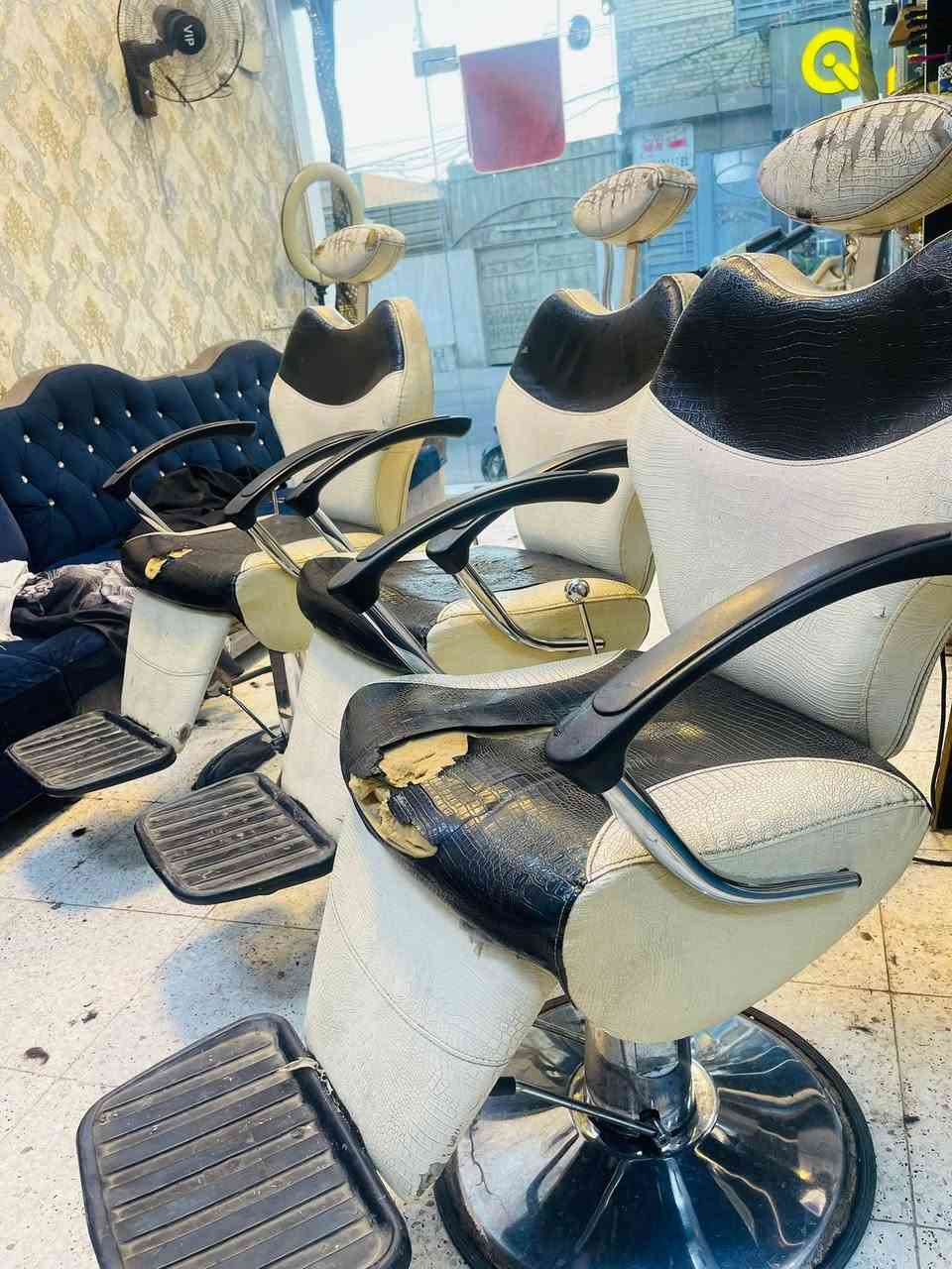 كراسي لبيع مستخدمه العنوان بغداد الشعله ***********
