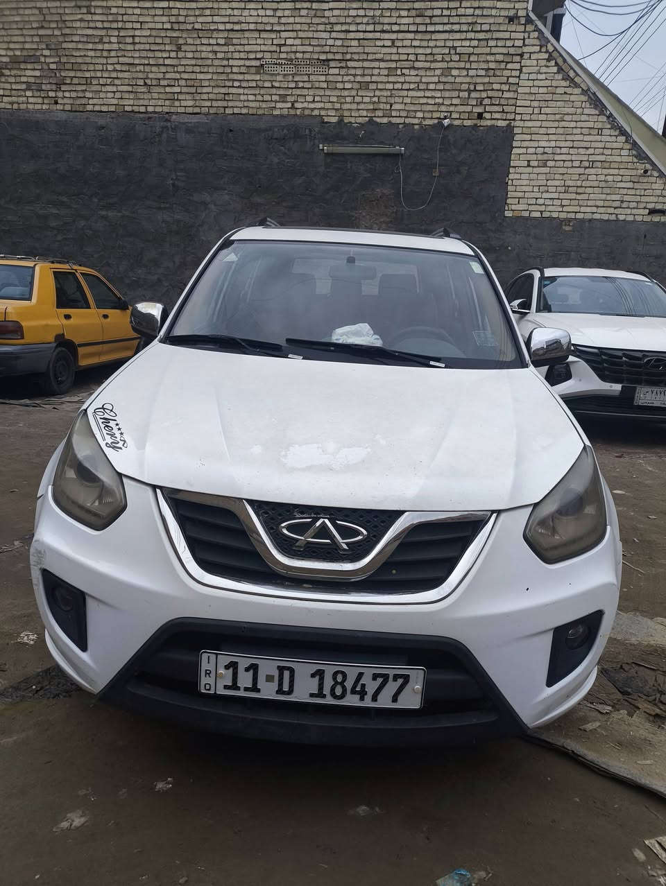 السلام عليكم
تيكو 2014 للبيع 
مكينه 2000 نظيفة كير ميكانيكي المرغوب 
السيارة نظيفة مال بيت 
رقم بغداد الانكليزي تحويل ثاني يوم ماشية 97 كم . تبريد خير من الله . صدر امامي خلفي نظيف . شاشة  تحكمات ستيرن فتحة . مكاني بغداد الشعب شارع عدن . السعررر 59 وبيها مجال 
رقم الهاتف ***********
رقم هاتف ***********
