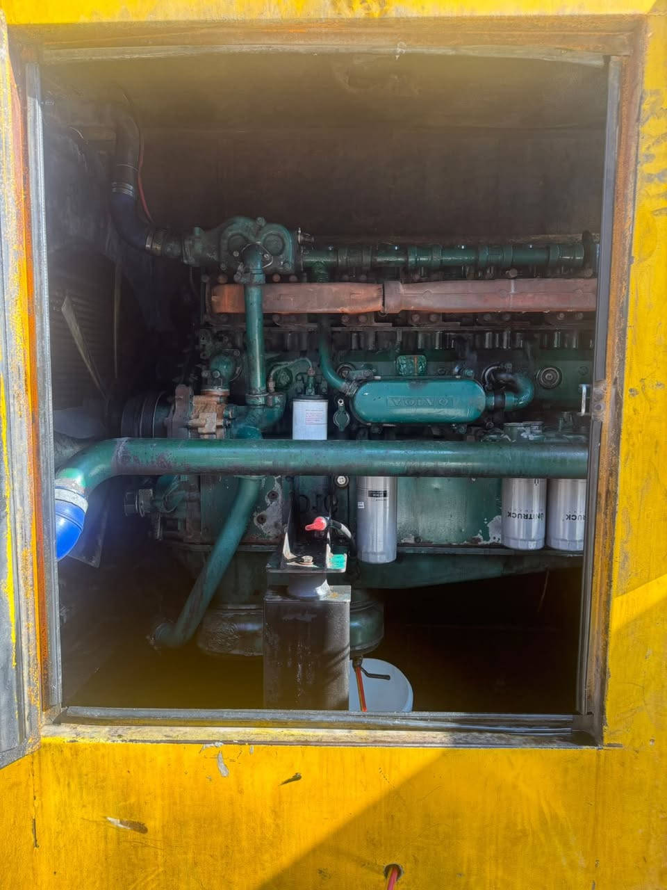 مولد فالفو D16 كاتم ام الحاسبة مكينة ستندر
راس توليد بلادي ستامفورد 500 كيفي 
ابيع شرط على الحمل 
للأستفسار
*********** 
العنوان بغداد مدينة الحرية
