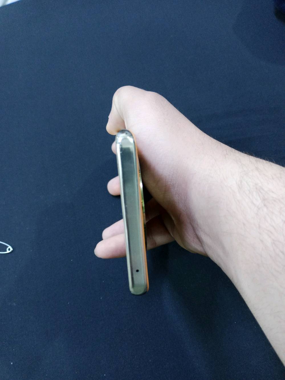 -هونر كلش نضيف  9xb 
- شاشة منحنية سوبر امولد
- ذاكرة كبيرة 256 كيكا بايت
- بطارية قوية 5000 مل مب
-منفذ شحن سريع تايب سي
 -كاميرا رئيسية بدقة 108 ميجابكسل -كاميرا فائقة الاتساع والعمق بدقة5م.ب -كاميرا ماكرو بدقة 2 ميجابكسل -الكاميرا الأمامية بدقة 16 ميجابكسل- تصوير الفيديوهات بدقة عالية 4K. 
مكاني: بغداد