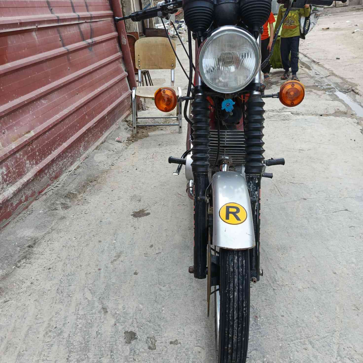 يا الله سلام عليكم عيني الجنايه ماطور البيع 88 ماطور جاهز عله اخرر حبايه الف مذب  سنويه بدون راعي الحيم جوه الكشن صوب واحد خشم هم صوب واحد سايس 3 شوفت عينكم
ماطور جديد ستوه معمره السعر مليونين وبيه مجال الشراي يخابريني وبيه خير ويدلل مكاني نجف حي شرطه اتصل ***********
