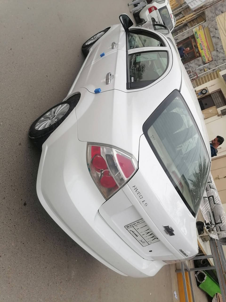 افيو ١١ خليجي حره كفاله محرك مفتوح  مو مسكر السعر ٧٥ وبيها مجال مكاني الانبار هاتف ***********
