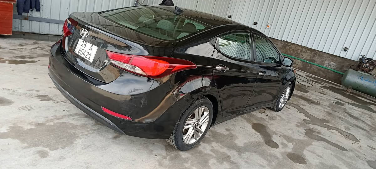 سلام عليكم النترا موديل 2015 امريكي حادثها بس بنيد وباقي مكفولة سياره جاهزه من كير  مكينه وحداديه تخم تاير تبريد كله جديد تحويل ثاني رقم انجليزي سنويه 30 السعر 93 وبيها مجال بسيط مكان احله بابل نادر ***********
