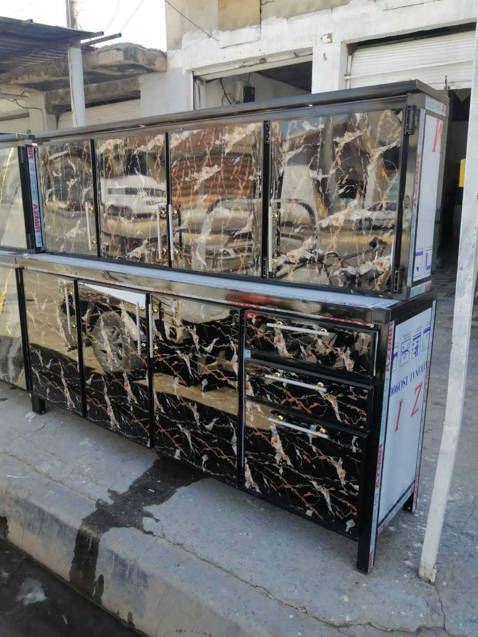 كونترات جمله كركوك متوفر جميع الموديل مترين لحد ٤ امتار جمله ومفرد عنوان حي العسكري مقابل لحم بعجين البركة ***********
