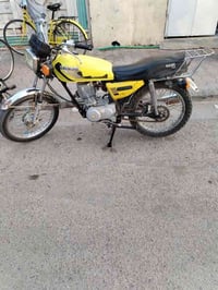 مديل ٢٠٢٠ • ٤ كير • أوراق أصلية