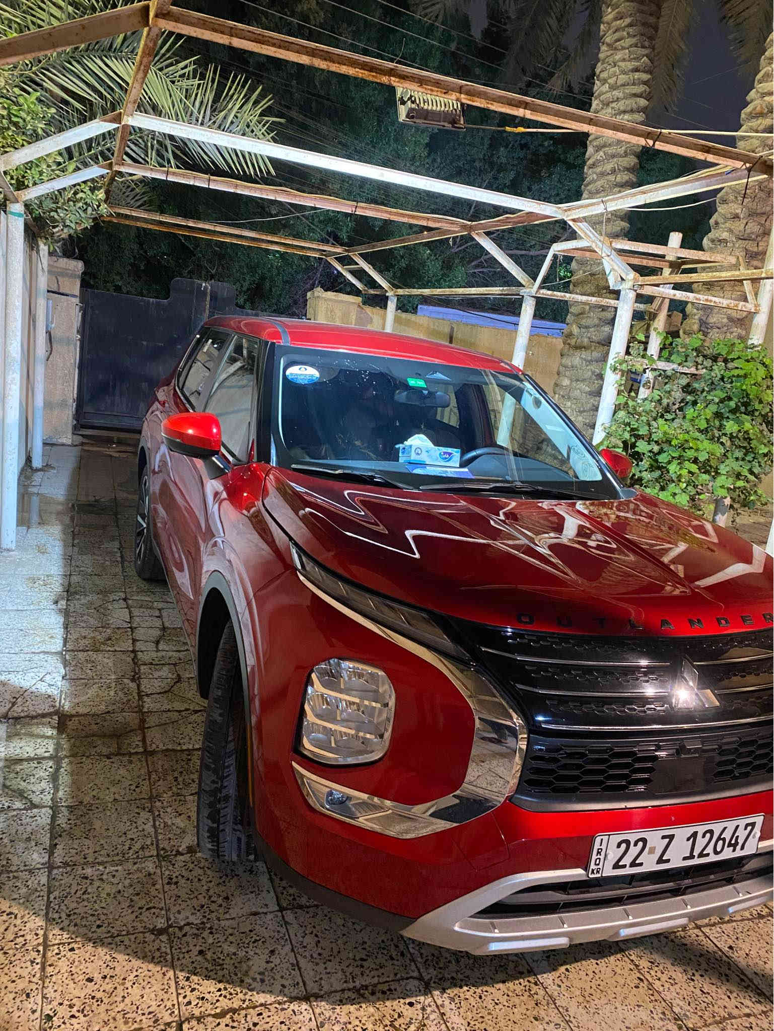 اوتلاندر موديل ٢٠٢٣ رقم اربيل باسمنة تحويل مباشر حادثها طخة بسيطة بالدعامية الامامية ونفسها راجعة بدون تبديل طاك بيها ايرباك دركة فقط ماشيه ٢٧٨٥٠ قابل للزيادة سيارة وضع شركة السيارة مواصفات se ومعروف مواصفات الse  سعر دفترين و٣٥ ورقه بيها مجال بسيط مكان السيارة بغداد حي الجهاد الشراي يتصل ع الرقم *********** غير متواجد ع النت… بغداد
