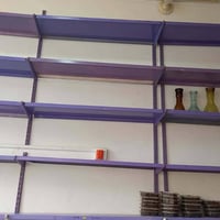 رفوف محل • هيت