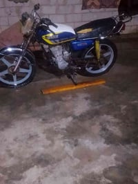 دراجه للبيع 2019 كلك مقفوله من السرقه اي نقص ما ابيه 07828384669 وهذام