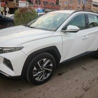 مكينه 2000 دوش ماشيه 20000 حقيقي  رقم بغداد  موديل 2023  السياره مكفول...