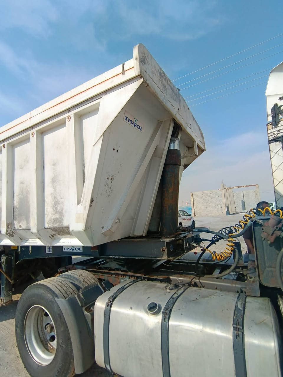 عربانه اللبيع جاهزة الشقل تخم تاير فافون ***********
