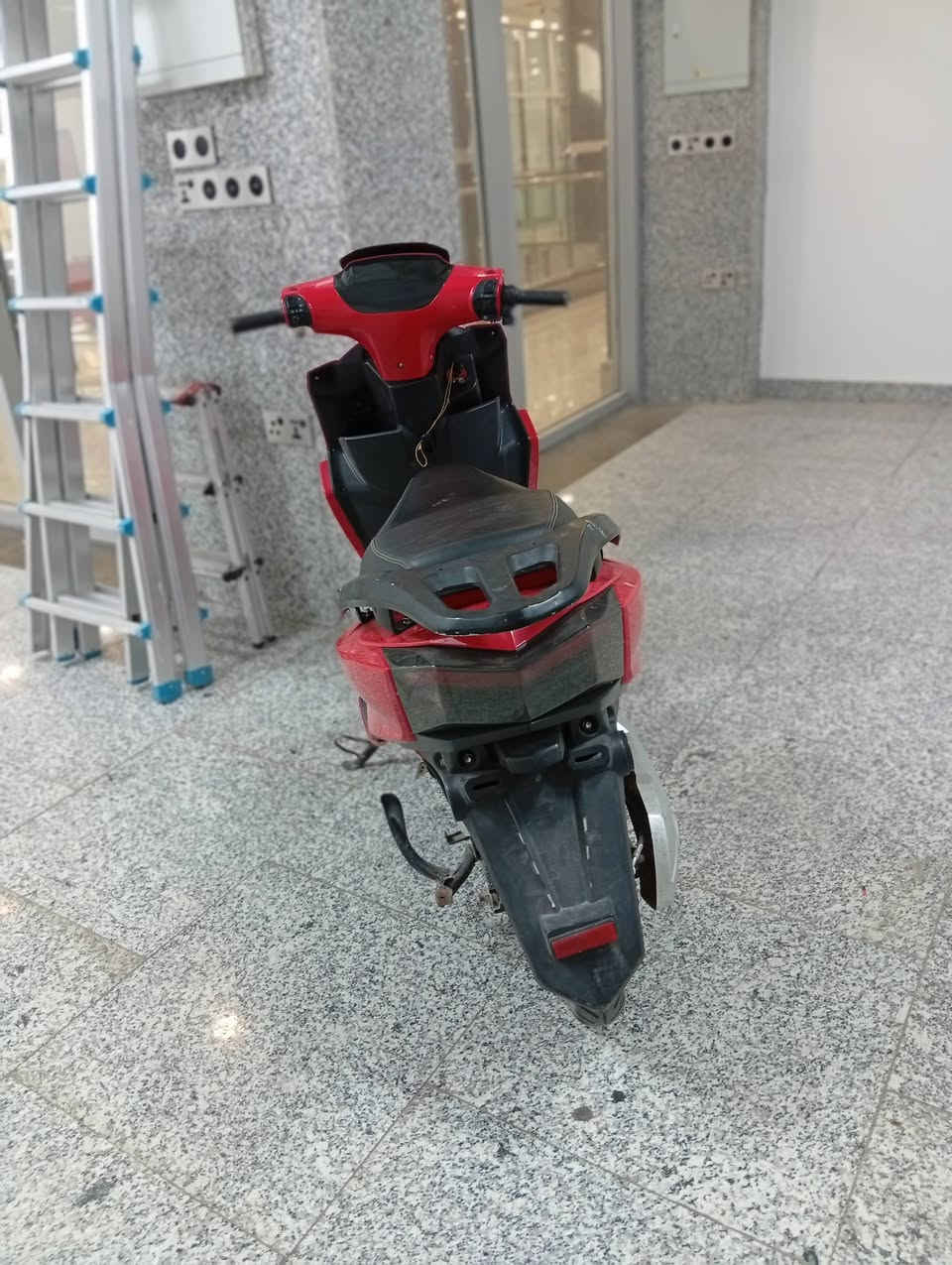 دراجه سكنس شحن 5بطاريات سرعه 140شحن يطول ٤ ساعات يفول تمشيك يوم ونص إلى يومين السعر خاص ومن الله التوفيق


**إذا كنت صاحب هذا الإعلان وتريد حذفه لأي سبب، رجاءا أرسل رسالة إلى الدعم الفني**