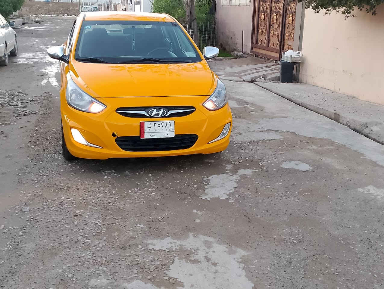 اكسنت موديل  2014 خليجي 1600 دوش قطرتين مشروع وطني كير محرك تبريد صدر صبغ كله جديد بيه قطعه وحده مبدله بدون اي دواخل سياره جديده على وضع الشركه السعر 89 وبيه مجال بصيط للتواصل ***********
