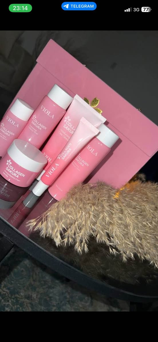 سێتی ڤیۆلا

ئەو سێتەی پێویستە هەموو کەسێک بەکاری بهێنێت چونکە لەماوەی ٣ ڕۆژ ڕوخسار سپی و ڕەونەقدار ئەکات و لەماوەی ١٠ بۆ ١٥ ڕۆژ زیپکەی روخسار ناهێڵێت و ڕوخسار سەدا ٢٠ گەنج دەکاتەوە و چرچولۆچی ناهێڵێت و کونیلەی پێست کەم دەکاتەوەو زۆربەی زیوان ناهێڵێت وە  لەماوەی  ٣٠ ڕۆژ  سەدا ٨٠ی پەڵەکانی ڕوخسار لا دەبات، لەکۆتایدا دەتکات بە خاوەنی پێستێکی ئەوەندە جوان کە هەمووان شەیدای ئەو ڕوخسارە سافو جوانە بن کە هەتە. پێستێکی نەرم نەرم و ڕوون و ناسک، وەک هی منداڵت پێ دەبەخشێ.

لە ٦ پارچە پێک هاتووە.✅

🌸یەکەم جار ڕوخسارت بە غوسول جوان دەشۆری
              ئنجا تۆنەر بەکار بەکار دەهنیت بۆ روخسارت  🌸  
🌸دوای تۆنەر سیرۆم بەکار دەهێنیت 
🌸دوای ئەمە لۆشن بەکار دێنیت بۆ تەواوی ڕوخسارت
🌸 لەدوای لۆشن شێدارکەرەوە بەکاردهێنیت
🌸  وەلە کۆتایدا کرێمی ژێر چاو بەکار دەهێنت

🌸پێویستە غوسول بۆ ماوەی (٦٠) چرکە بە ڕوخسارتەوە بمێنێت ئنجا ڕوخسارت جوان بە ئاوێکی سارد ئەشۆری.

🌸لەدوای ئەوەی تۆنەرت بەکار هێنا پێویست (٥) خولەک بوەستی ئنجا سیرۆم بەکار بهێنیت.

🌸 لەدوای ئەوەی سیرۆمت بەکار هێنا پێویست (٥) خولەک بوەستی ئنجا لۆشن بەکار بهێنیت.

🌸 لەدوای ئەوەی لۆشنت بەکار هێنا پێویست (٥) خولەک بوەستی ئنجا شێدارکەرەوە  بەکار بهێنیت.

🌸 لەدوای ئەوەی شێدارکەروەت بەکار هێنا پێویست (٥) خولەک بوەستی ئنجا کرێمی ژێر چاو بەکاربینی أربيل, العراق


**إذا كنت صاحب هذا الإعلان وتريد حذفه لأي سبب، رجاءا أرسل رسالة إلى الدعم الفني**