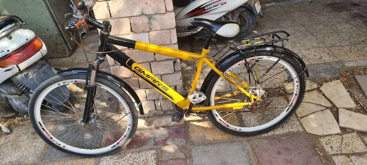 🚲 بيسكل GMARS للبيع
بيسكل نظيف وبحاله جيدة وجاهز للاستعمال.
💰 80 ألف دينار
📍 الطويسة - البصرة
📞 ***********
