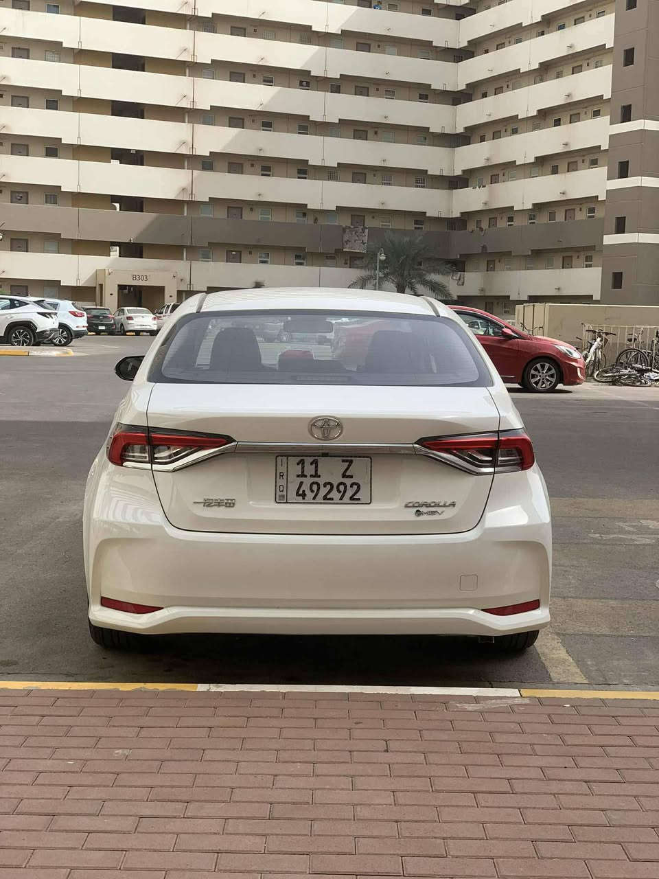 كورلا هايبرد موديل 2025 رقم بغداد فول مواصفات عدى الكرسي مو كهرباء ماشــية 26الف كيلو كفـــالةة عامة فقط شخط بالدعاميه للبيع فقط 158$ بيها مجال جدا بسيط للاستفسار ***********
