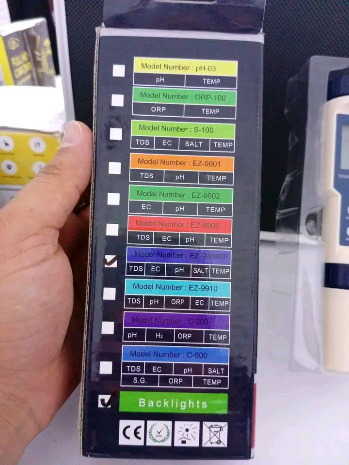 جهاز قياس رقمي متعدد الوظائف (Multifunction Meter)
يُستخدم غالبًا لقياس درجة الحموضة pH،

---

📌 محتويات العلبة

1. جهاز قياس pH رقمي

شاشة LCD واضحة

أزرار تحكم (تشغيل / تثبيت القراءة HOLD / معايرة CAL أو MODE)

2. أكياس معايرة (محاليل معايرة pH):

pH 4.01 @ 25°C

pH 6.86 @ 25°C

pH 9.18 @ 25°C

⚙️ الاستخدامات

فحص مياه الشرب

الأحواض والأسماك

الزراعة والهيدروبونيك

المسابح

المختبرات والاستخدام المنزلي

سعر القطعه 30 الف


**إذا كنت صاحب هذا الإعلان وتريد حذفه لأي سبب، رجاءا أرسل رسالة إلى الدعم الفني**