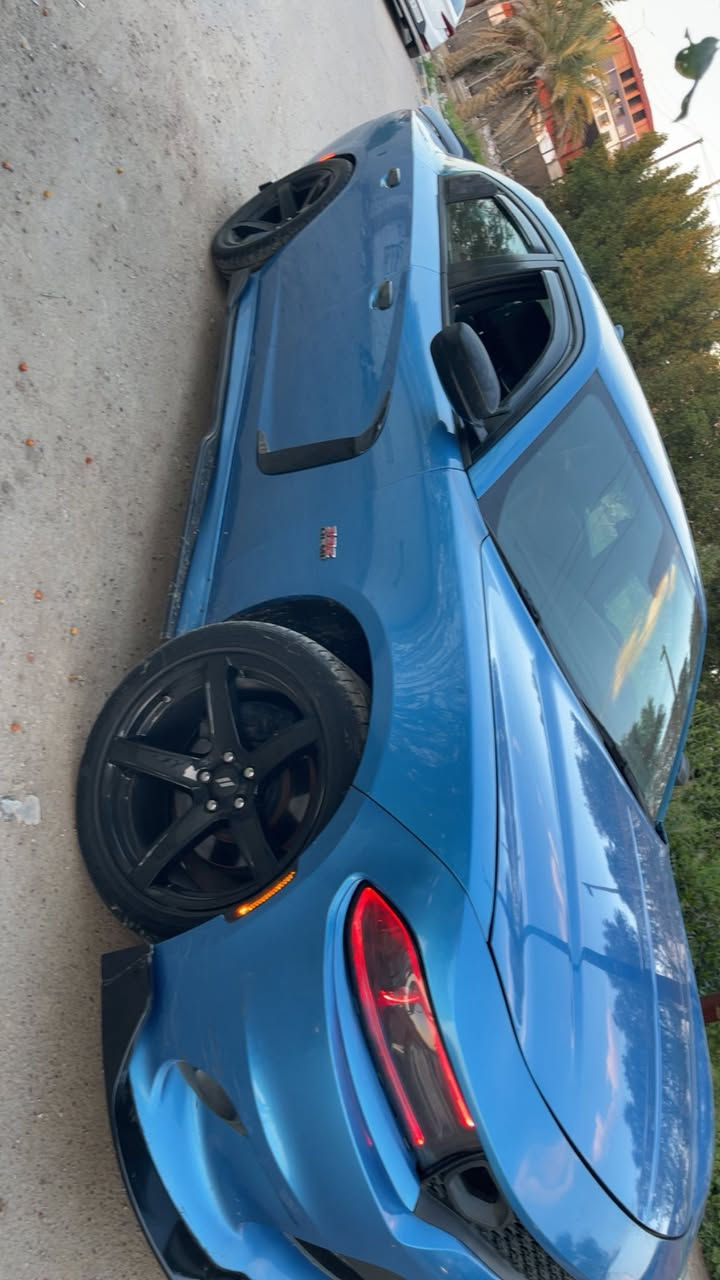 شلون شباب جاجر  ارتي 2015 ماشية 77 الف سيارة طابة كلين وهنا صار بيهة صبغ باب ولبنيد جان مغلف فابلون وصوفر وبخيتة كلير فقط كلير ومبين بالسونار بدون ايرباك السعر 178 ورقة مكانهة بغداد الكرادة اتصال ***********
