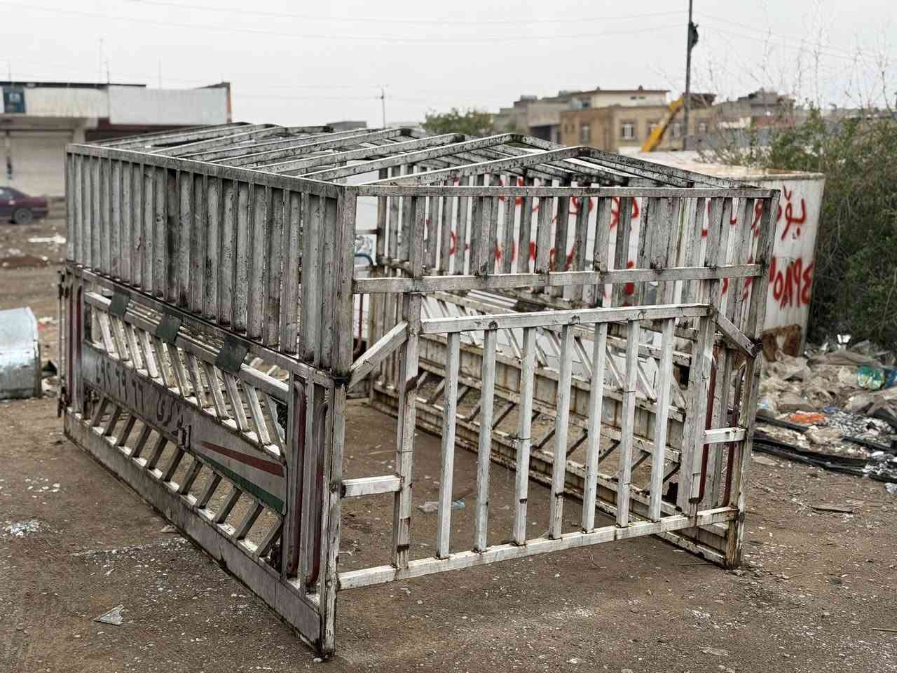 چەنچو کەپرو چادر بۆ فرۆشتن
بۆ 2700 و 3000 دەبێ

شوێن هەولێر 

سعر350 هەزار 

***********
