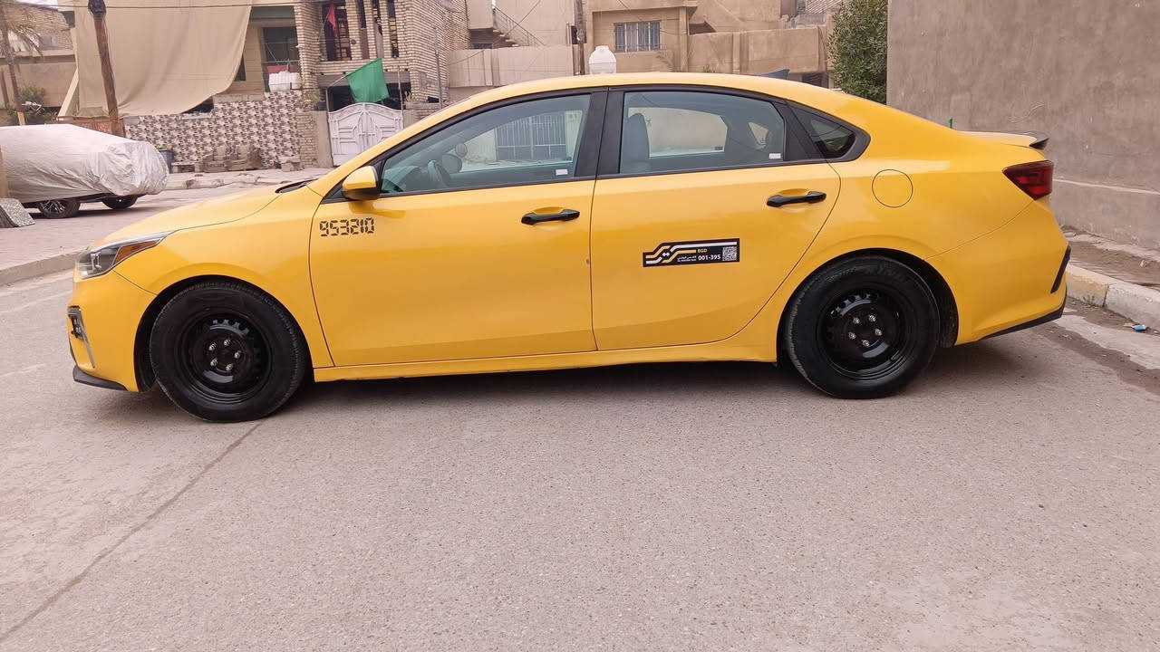 كيا فورتي موديل 2019 كير ATM وارد امريكي صور الحادث بالمنشور
مكينة گير حدادية تبريد على الفحص
حجم المحرك 2000دوش المرغوب لا تبخير ولا تنقيص 
تحديد مسار 
توقف ذاتي حساسات خلفي امامي 
تحكم ستيرن
شاشة 
كامره دواره 
تبريد بيانو 
مضخمات صوت 
تدفئه تبريد 
ويل عادي اصلي الثكيل
مكان السيارة بغداد
رقم بغداد بسمي تحويل ثاني يوم  مصفره هيئه وغرامات سنويه 28 وهزه جديده

سعرها مناسب 133
ورقة بيها مجال

أي استفسار  ***********
